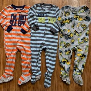 Carter’s Fleece Footie Pajamas 2t (Set of 3)